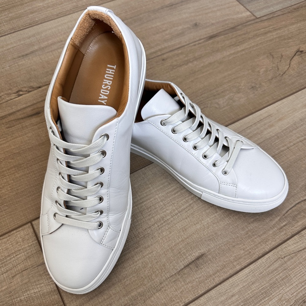NEW!! Thursday Boot Company Mens size 11 White Sneakers Shoes Leather Preppy